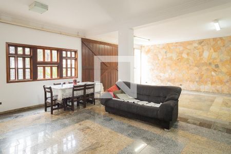 Casa à venda com 429m², 4 quartos e 6 vagasGaragem