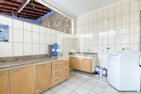 Casa à venda com 429m², 4 quartos e 6 vagasÁrea de Serviço