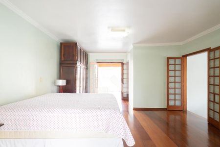 Casa à venda com 429m², 4 quartos e 6 vagasSuíte 3