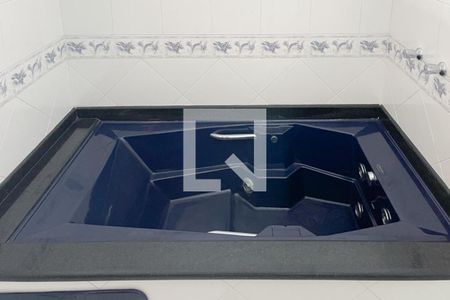 Casa à venda com 429m², 4 quartos e 6 vagasBanheiro - Suíte 3