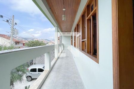 Casa à venda com 429m², 4 quartos e 6 vagasSacada