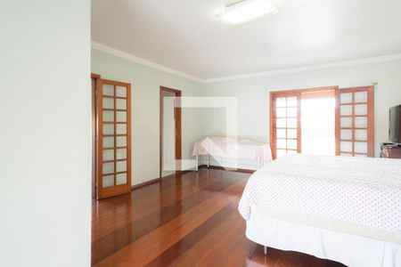 Casa à venda com 429m², 4 quartos e 6 vagasSuíte 3