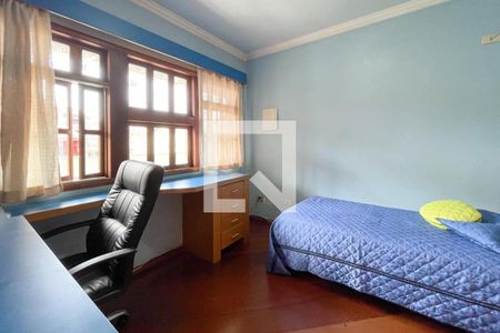 Casa à venda com 429m², 4 quartos e 6 vagasQuarto