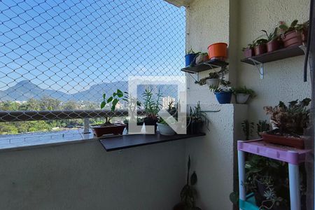 Apartamento à venda com 36m², 1 quarto e 1 vaga Apartamento à venda com 36m², 1 quarto e 1 vagaVaranda