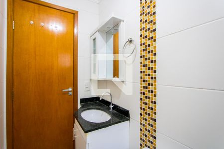 Apartamento à venda com 76m², 2 quartos e 1 vaga Apartamento à venda com 76m², 2 quartos e 1 vagaBanheiro do quarto 1