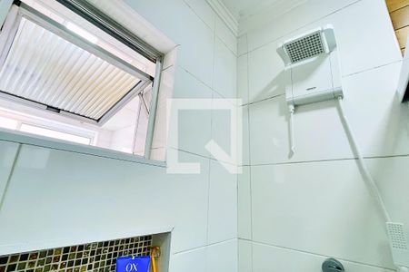 Apartamento à venda com 68m², 2 quartos e 1 vaga Apartamento à venda com 68m², 2 quartos e 1 vagaBanheiro