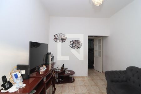 Casa de condomínio à venda com 194m², 5 quartos e 3 vagasSala de TV