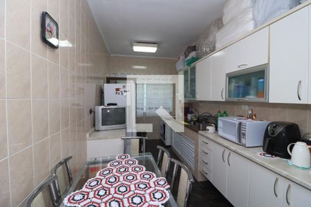 Casa de condomínio à venda com 194m², 5 quartos e 3 vagasCozinha