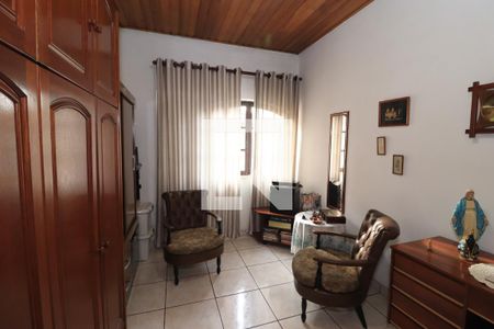 Casa de condomínio à venda com 194m², 5 quartos e 3 vagasQuarto 4 2° Andar