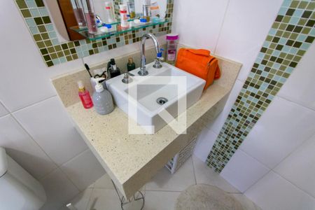 Apartamento à venda com 160m², 3 quartos e 2 vagasBanheiro do quarto 1
