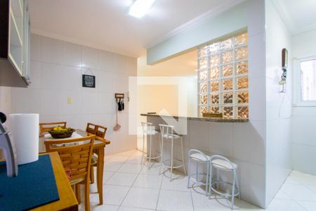 Apartamento à venda com 160m², 3 quartos e 2 vagasCozinha