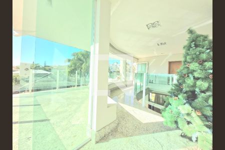 Casa à venda com 343m², 4 quartos e 2 vagasÁrea comum