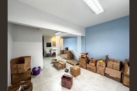 Casa à venda com 250m², 4 quartos e 5 vagasDeposito