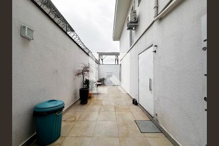 Casa à venda com 250m², 4 quartos e 5 vagasQuintal