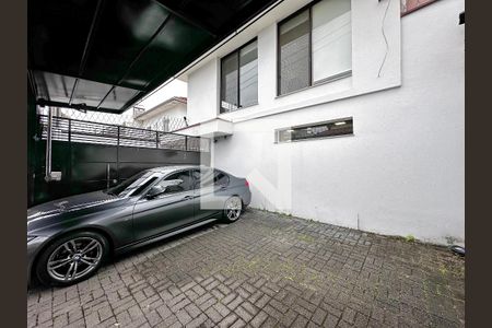Casa à venda com 250m², 4 quartos e 5 vagasGaragem