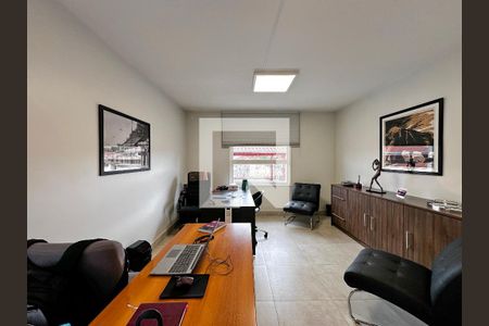 Casa à venda com 250m², 4 quartos e 5 vagasQuarto 4