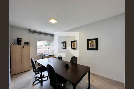 Casa à venda com 250m², 4 quartos e 5 vagasQuarto 2