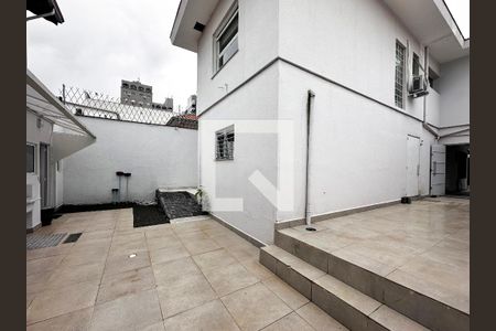 Casa à venda com 250m², 4 quartos e 5 vagasQuintal