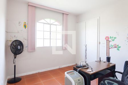 Casa à venda com 250m², 5 quartos e 2 vagas Casa à venda com 250m², 5 quartos e 2 vagasquarto 3