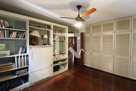 Apartamento à venda com 210m², 3 quartos e 4 vagasQuarto 2