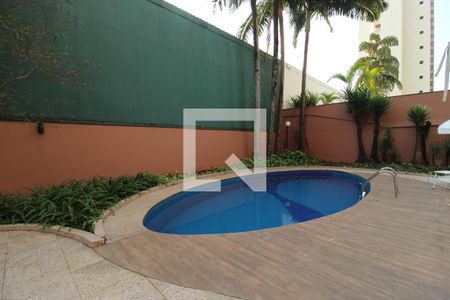 Apartamento à venda com 210m², 3 quartos e 4 vagasÁrea Comum - Piscina