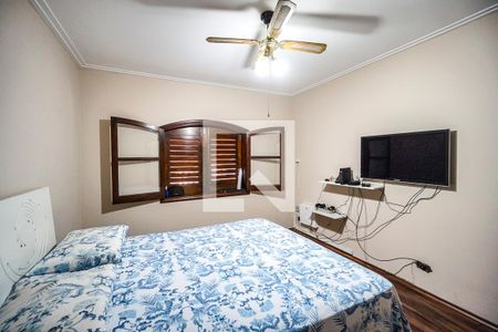 Casa à venda com 226m², 3 quartos e 2 vagas Casa à venda com 226m², 3 quartos e 2 vagasSuíte