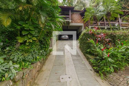 Casa de condomínio à venda com 550m², 4 quartos e 2 vagasGaragem
