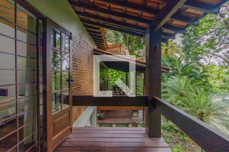 Casa de condomínio à venda com 550m², 4 quartos e 2 vagasVaranda do Quarto 1