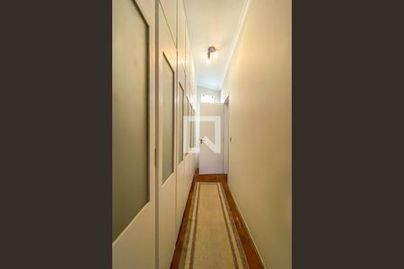 Casa à venda com 240m², 4 quartos e 2 vagasCloset da Suíte 2