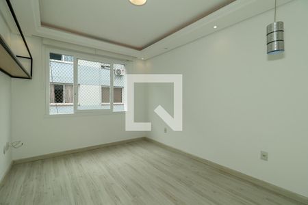 Sala de apartamento para alugar com 1 quarto, 42m² em Passo da Areia, Porto Alegre