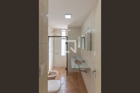 Banheiro de apartamento para alugar com 1 quarto, 58m² em Vila Itapura, Campinas