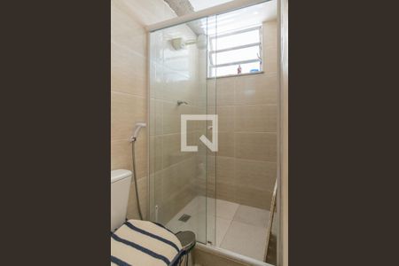 Casa à venda com 180m², 5 quartos e 5 vagas Casa à venda com 180m², 5 quartos e 5 vagasBanheiro da área gourmet