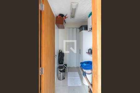 Casa à venda com 180m², 5 quartos e 5 vagas Casa à venda com 180m², 5 quartos e 5 vagasMaquinário da Piscina
