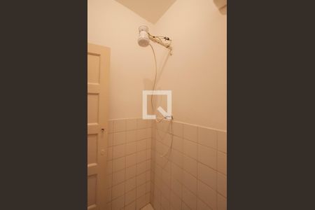 Casa à venda com 187m², 4 quartos e 2 vagas Casa à venda com 187m², 4 quartos e 2 vagasBanheiro de serviço