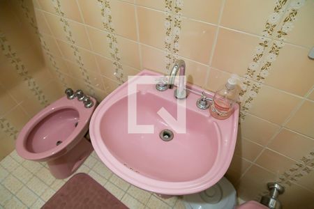 Casa para alugar com 199m², 4 quartos e 2 vagas Casa para alugar com 199m², 4 quartos e 2 vagasBanheiro da Suíte - Detalhe