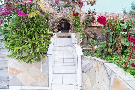 Casa para alugar com 199m², 4 quartos e 2 vagas Casa para alugar com 199m², 4 quartos e 2 vagasHall de Entrada