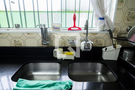 Casa para alugar com 199m², 4 quartos e 2 vagas Casa para alugar com 199m², 4 quartos e 2 vagasCozinha - Pia