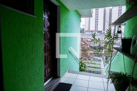 Casa para alugar com 199m², 4 quartos e 2 vagas Casa para alugar com 199m², 4 quartos e 2 vagasHall de Entrada