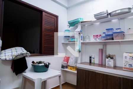 Casa para alugar com 199m², 4 quartos e 2 vagas Casa para alugar com 199m², 4 quartos e 2 vagasÁrea de Serviço