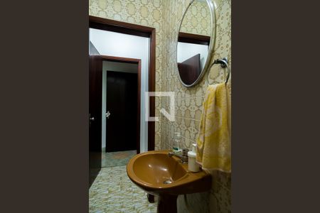 Casa para alugar com 199m², 4 quartos e 2 vagas Casa para alugar com 199m², 4 quartos e 2 vagasLavabo