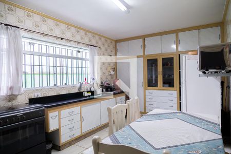 Casa para alugar com 199m², 4 quartos e 2 vagas Casa para alugar com 199m², 4 quartos e 2 vagasCozinha