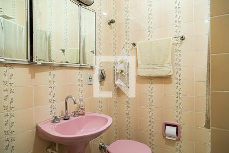 Casa para alugar com 199m², 4 quartos e 2 vagas Casa para alugar com 199m², 4 quartos e 2 vagasBanheiro da Suíte