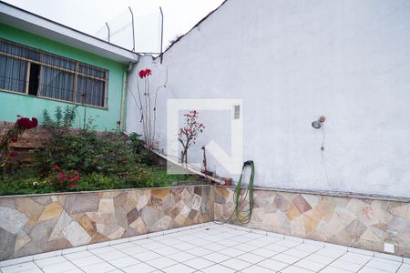 Casa para alugar com 199m², 4 quartos e 2 vagas Casa para alugar com 199m², 4 quartos e 2 vagasVaranda