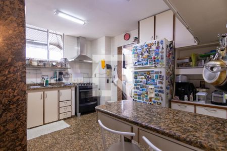 Apartamento à venda com 135m², 3 quartos e 1 vagaCozinha