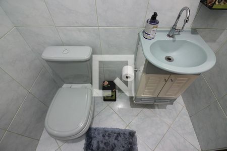 Casa à venda com 215m², 3 quartos e 2 vagasLavabo