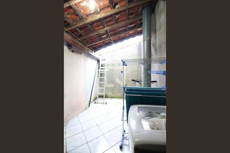 Casa à venda com 215m², 3 quartos e 2 vagasÁrea de Serviço