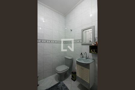 Casa à venda com 215m², 3 quartos e 2 vagasLavabo