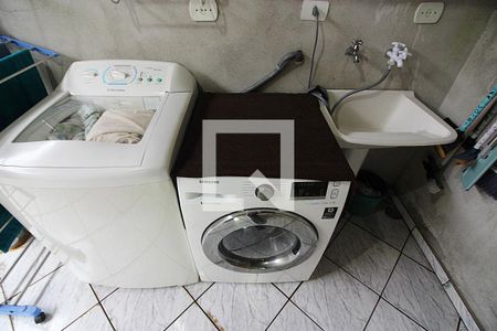 Casa à venda com 215m², 3 quartos e 2 vagasÁrea de Serviço