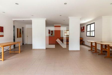Apartamento à venda com 117m², 3 quartos e 3 vagasÁrea comum - Salão de festas