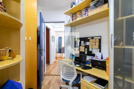 Apartamento à venda com 117m², 3 quartos e 3 vagasSuíte 2